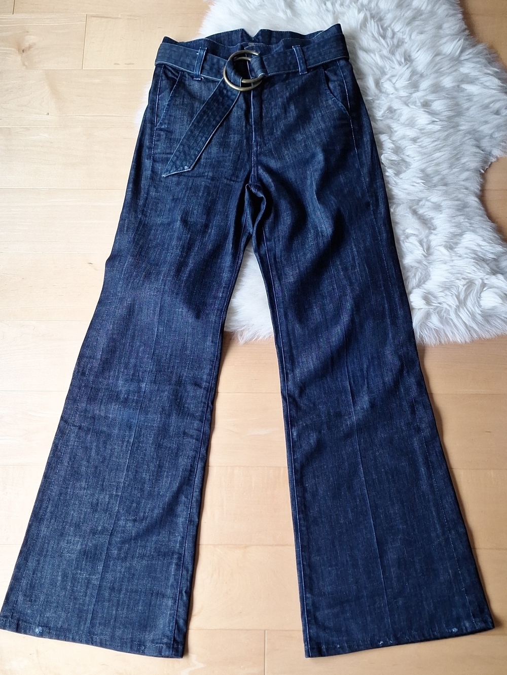 7 For All Mankind High-Waist Dark Blue Wide-Leg Jeans with Belt